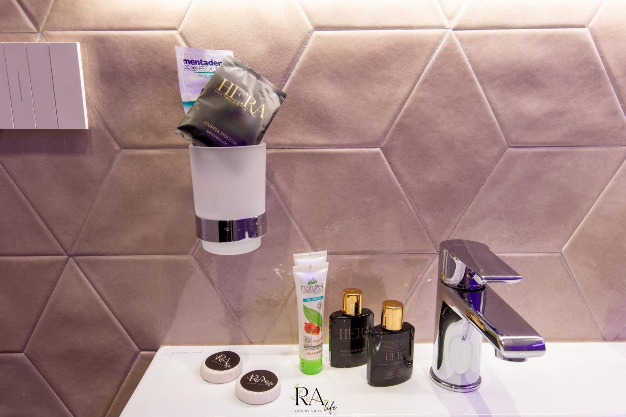 Rea Life Luxury Suite Cava deʼ Tirreni Exteriör bild